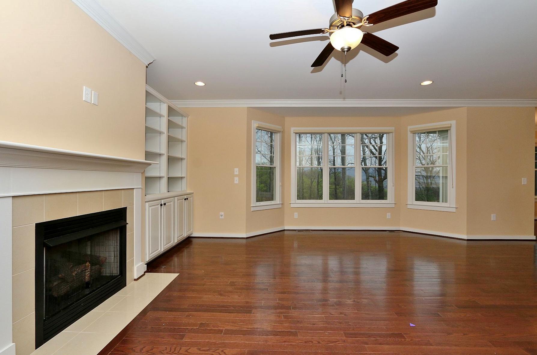 6858 Fairway Ridge Road Salem, VA 24153 - Photo 10 of 59 img_9370