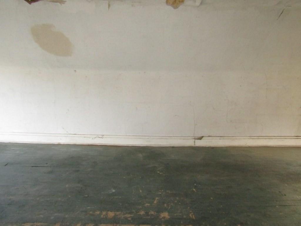 1219 Tweed Street Pittsburgh, PA 15204 - Photo 27 of 30 a view of a room with an empty space