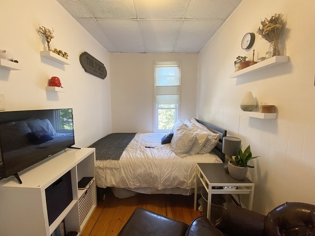496 Sumner Street, Unit 3 Boston, MA 02128 - Photo 14 of 20