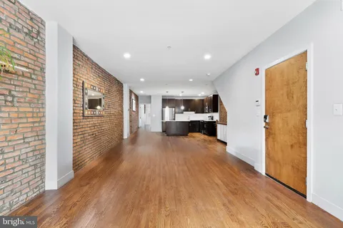 $535,000 | 924 South 11th Street, Unit 101, Philadelphia, PA 19147