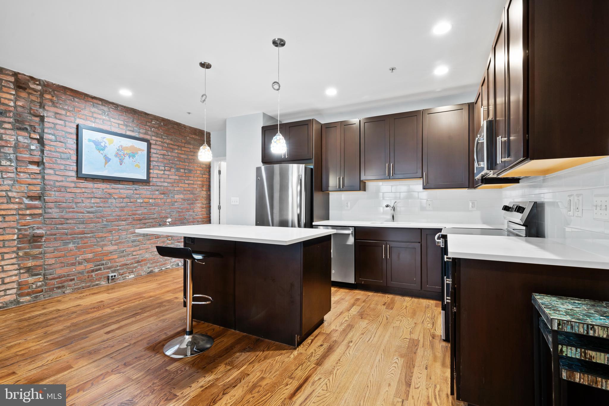 924 South 11th Street, Unit 101 Philadelphia, PA 19147 - Photo 5 of 23