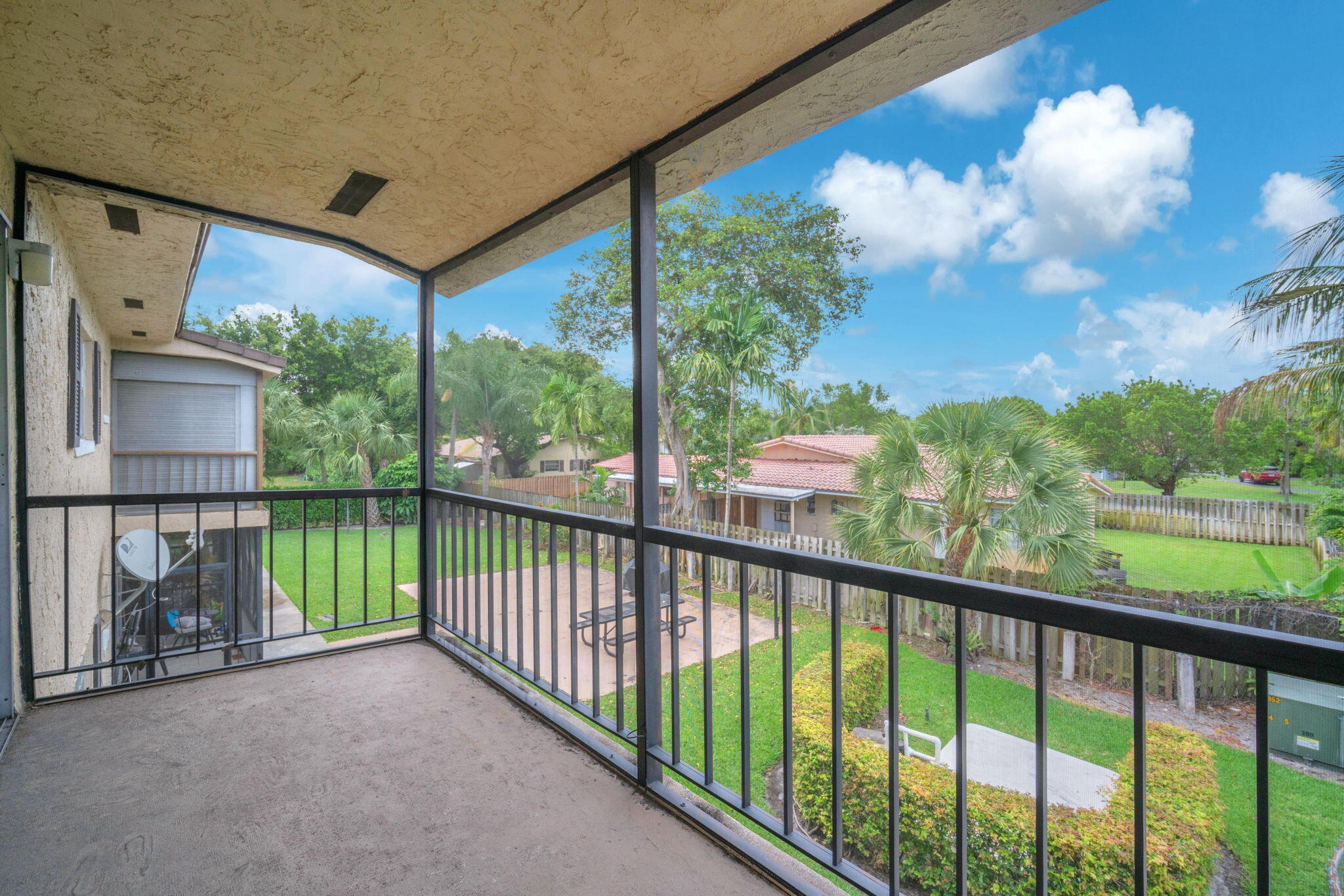 8900 West Sample Road, Unit 204 Coral Springs, FL 33065 - Photo 21 of 28 10-web-or-mls-DSC01783