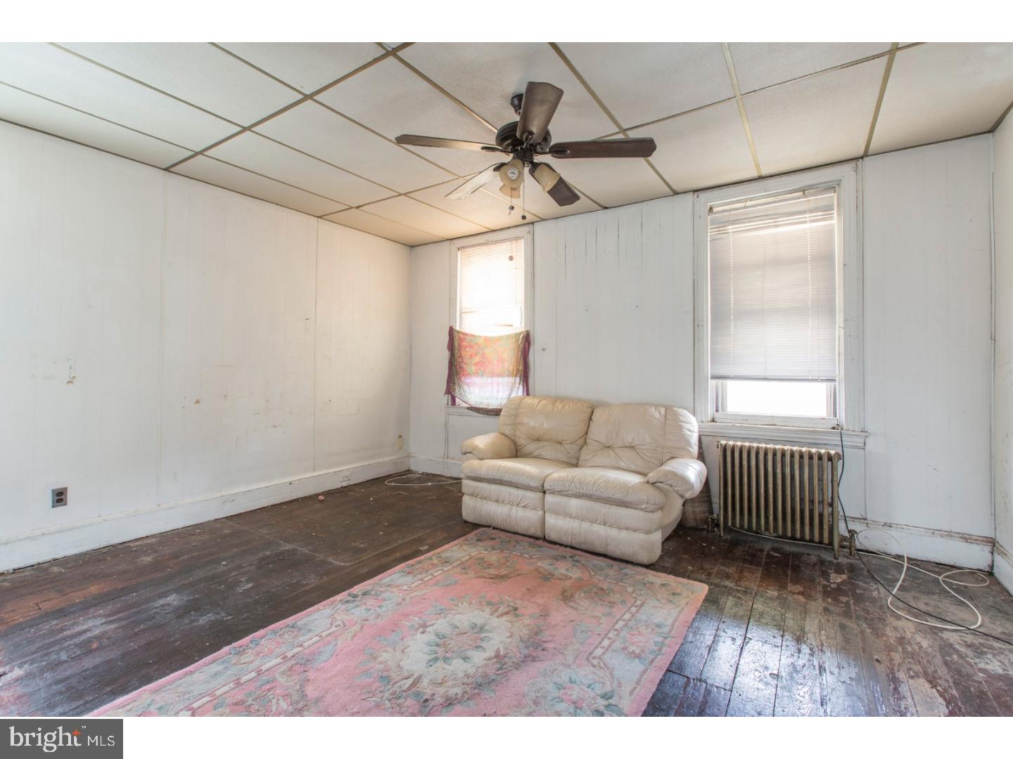 1815 Tasker Street Philadelphia, PA 19145 - Photo 5 of 17