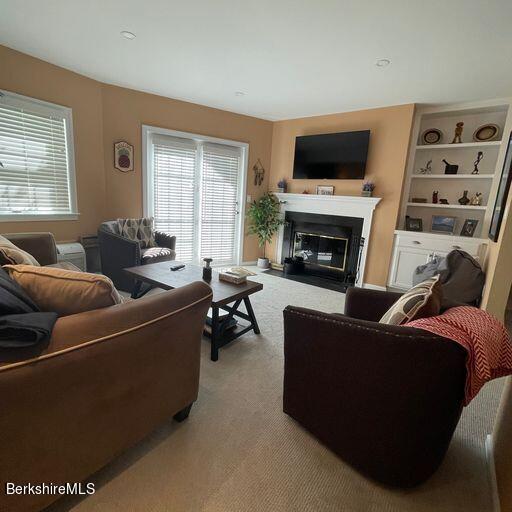 37 Corey Road, Unit 827 Hancock, MA 01237 - Photo 11 of 29 Living Room