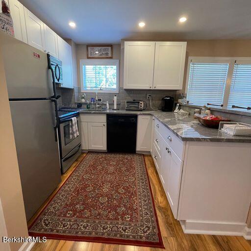 37 Corey Road, Unit 827 Hancock, MA 01237 - Photo 14 of 29 Kitchen