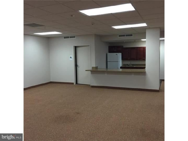 1600 Church Road, Unit B301 Wyncote, PA 19095 - Photo 8 of 10 Common Area