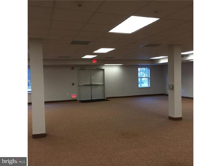 1600 Church Road, Unit B301 Wyncote, PA 19095 - Photo 9 of 10 Common Area