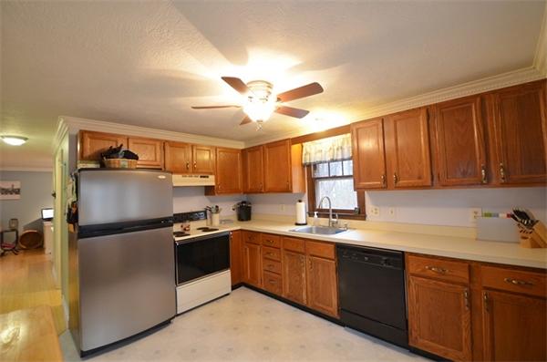 38 Marion Road Scituate, MA 02066 - Photo 12 of 30
