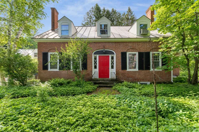 $1,595,000 | 1522 Barnard Road, Woodstock, VT 05091