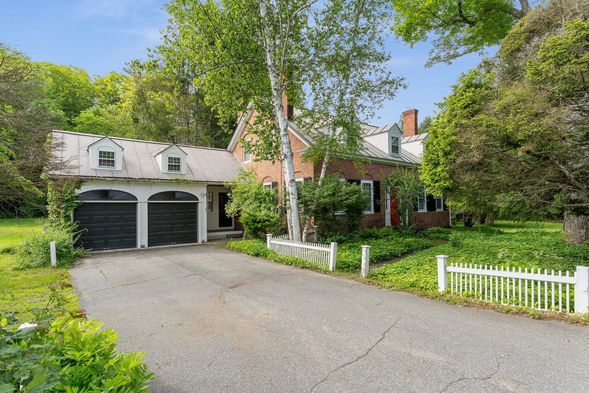1522 Barnard Road Woodstock, VT 05091 - Photo 3 of 49