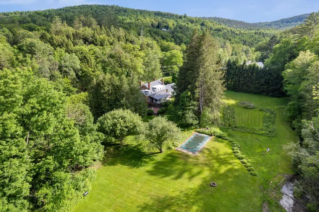 $1,595,000 | 1522 Barnard Road, Woodstock, VT 05091