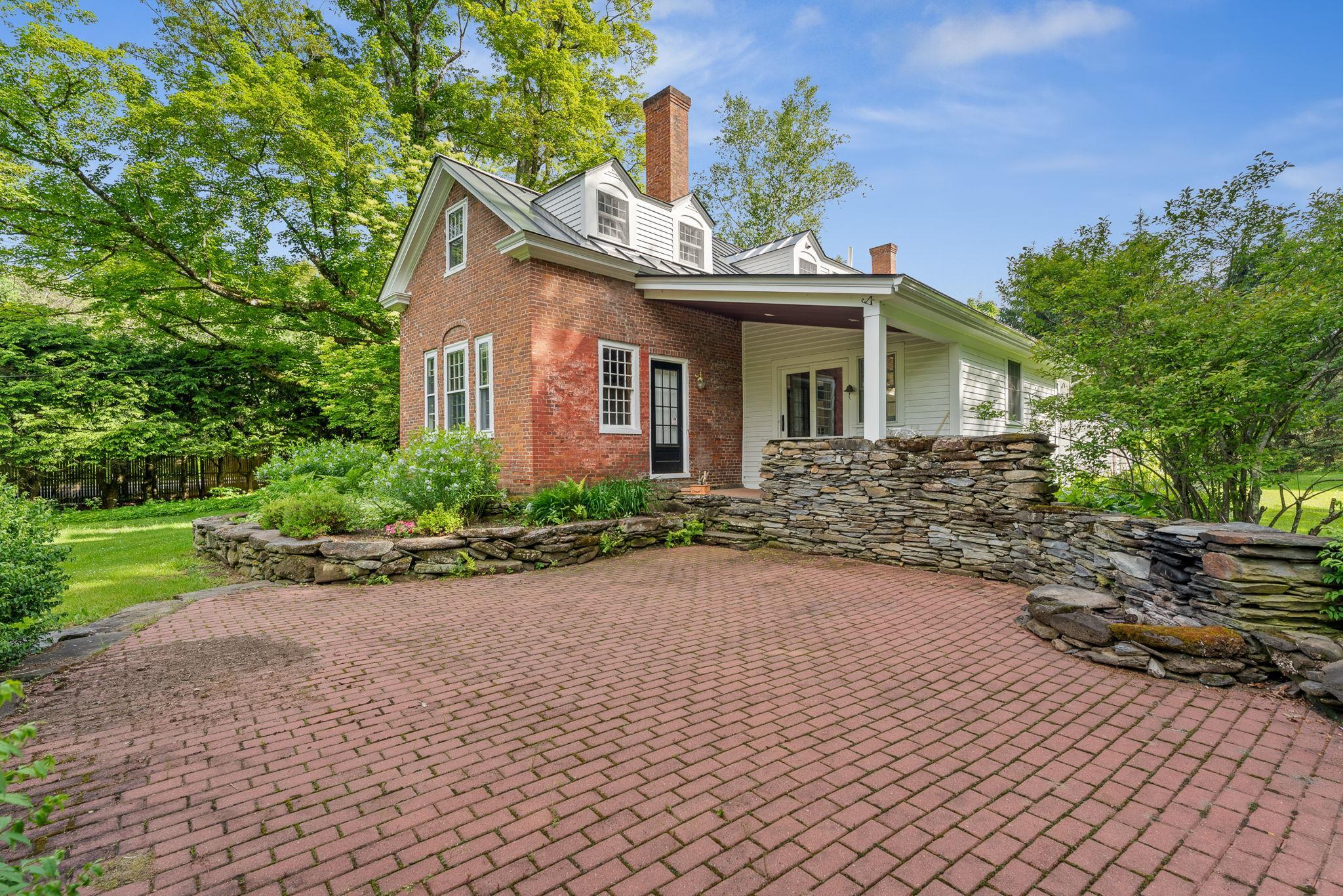 1522 Barnard Road Woodstock, VT 05091 - Photo 6 of 49