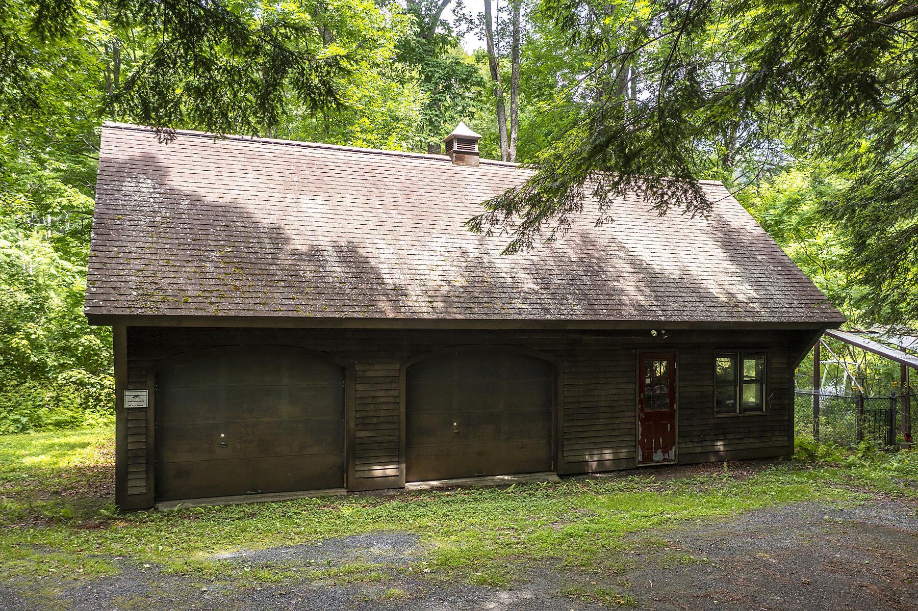 1522 Barnard Road Woodstock, VT 05091 - Photo 10 of 49