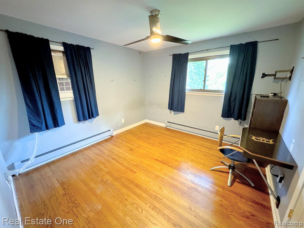 2063 Cole Road Lake Orion, MI 48362 - Photo 28 of 46 Gallery Image 28
