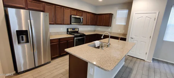 $2,400 | 2857 East Detroit Street, Chandler, AZ 85225