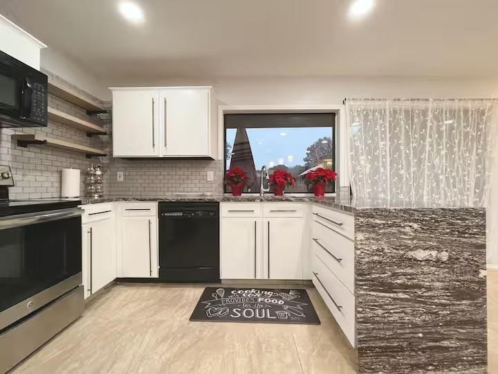 1914 East Spring Valley Road Richardson, TX 75081 - Photo 2 of 15 Gallery Image 2