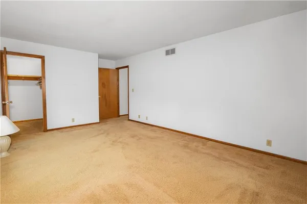 $220,000 | 101 West Jefferson Street, Otterville, MO 65348
