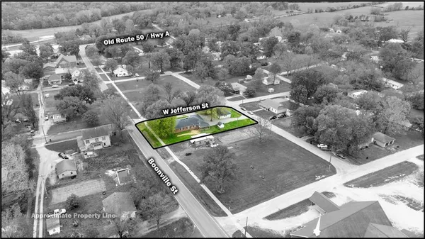 $220,000 | 101 West Jefferson Street, Otterville, MO 65348