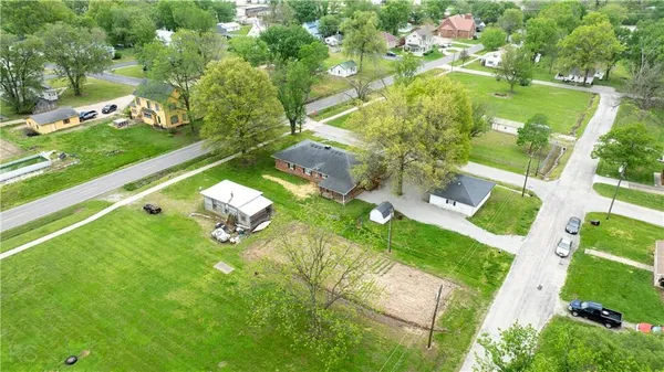 $220,000 | 101 West Jefferson Street, Otterville, MO 65348