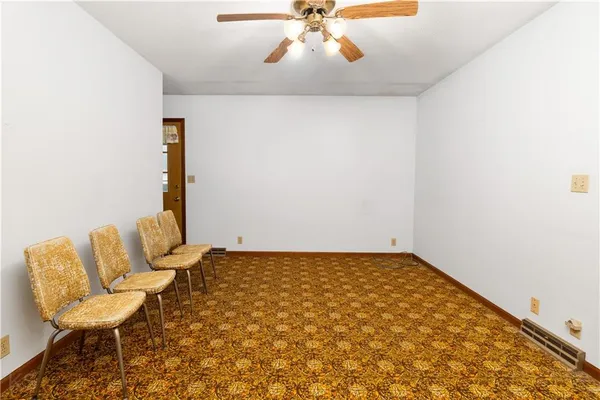 $220,000 | 101 West Jefferson Street, Otterville, MO 65348