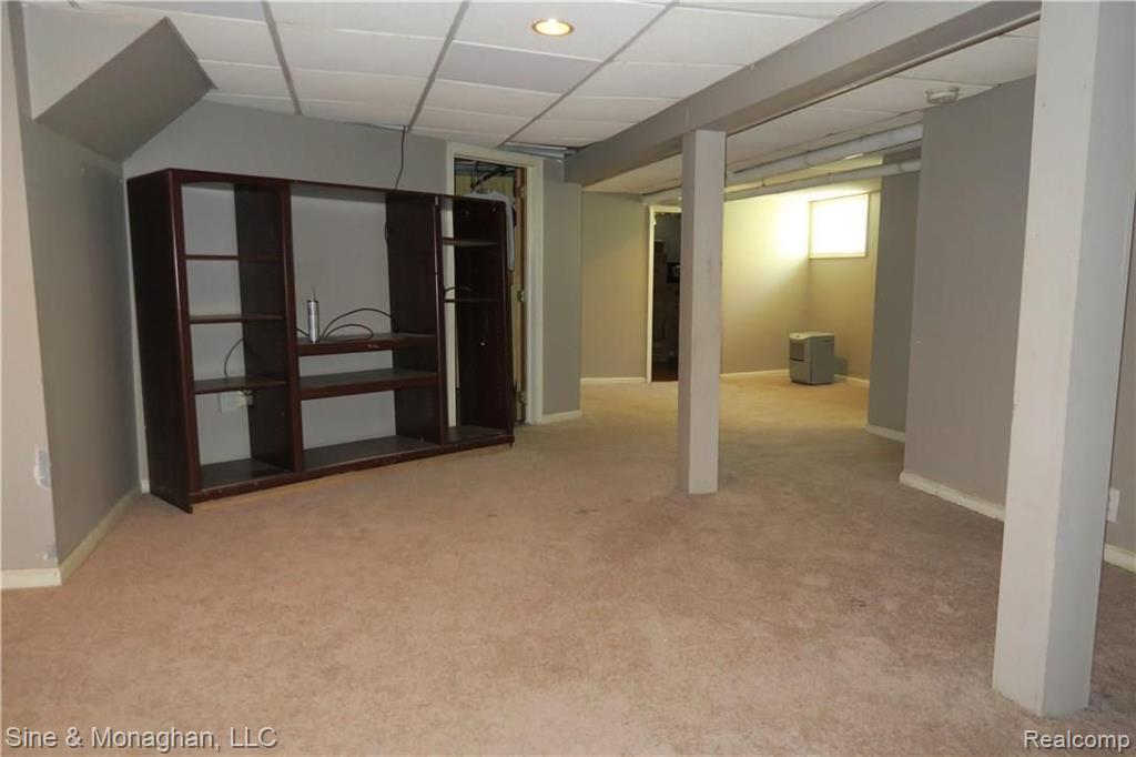 243 McMillan Road Grosse Pointe Farms, MI 48236 - Photo 22 of 27