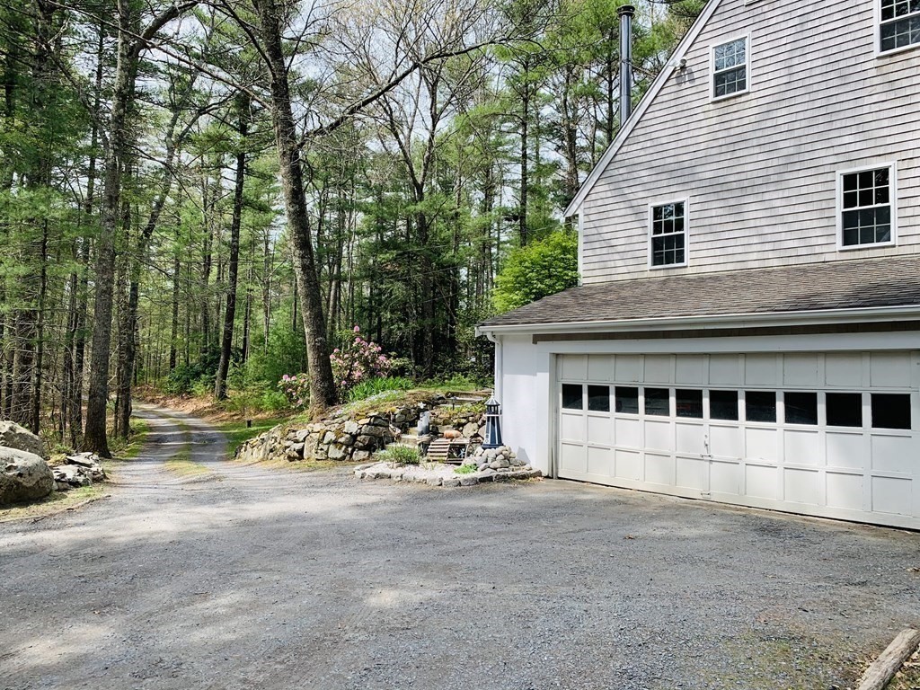 87 Ring Road Plympton, MA 02367 - Photo 3 of 30 Gallery Image 3