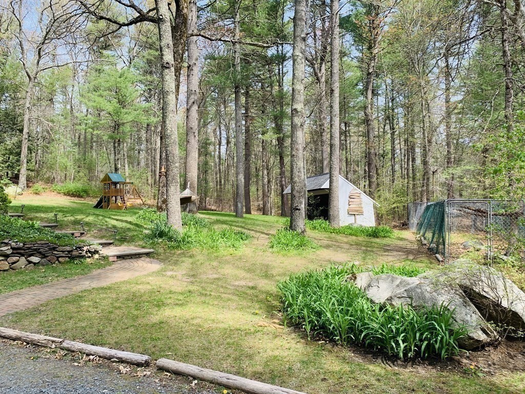 87 Ring Road Plympton, MA 02367 - Photo 8 of 30 Gallery Image 8