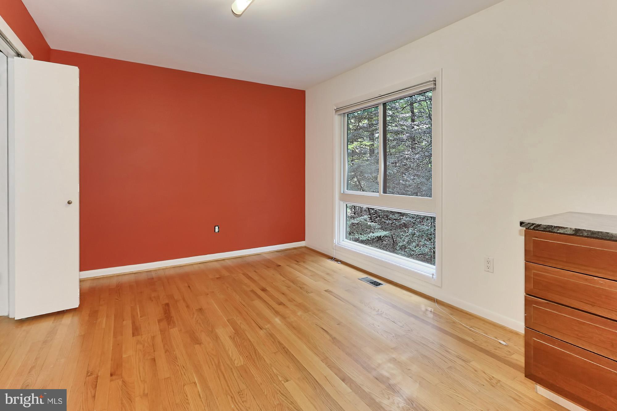 12012 Aintree Lane Reston, VA 20191 - Photo 19 of 30 Bedroom 2