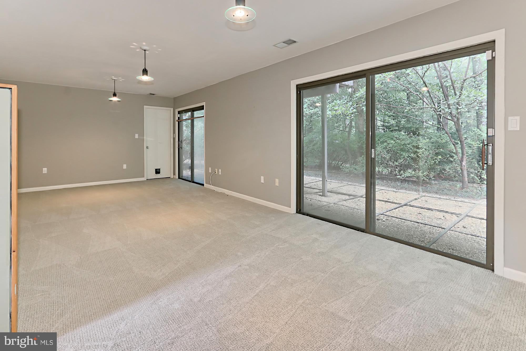 12012 Aintree Lane Reston, VA 20191 - Photo 21 of 30 Family Room