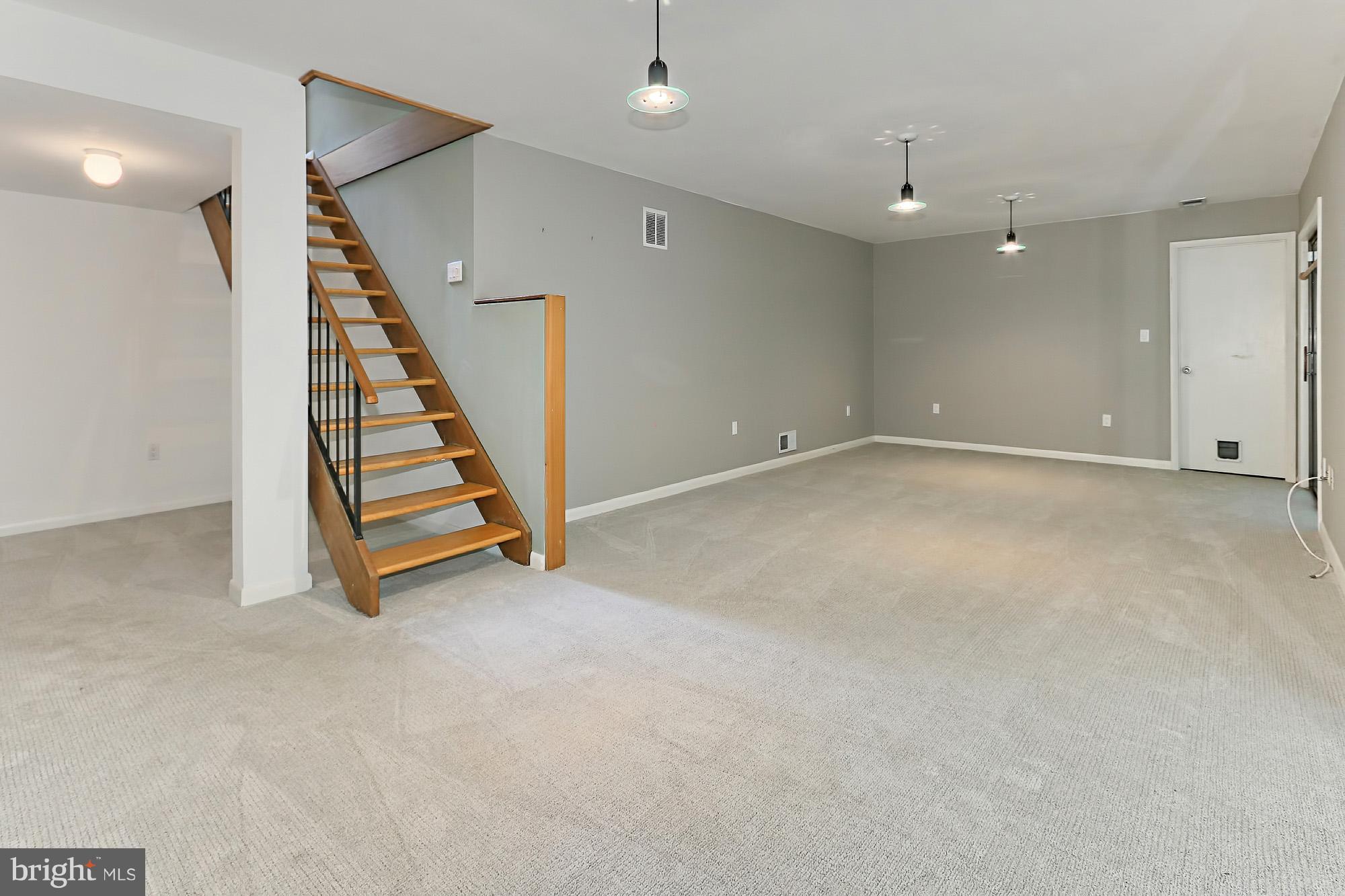 12012 Aintree Lane Reston, VA 20191 - Photo 22 of 30 Family Room