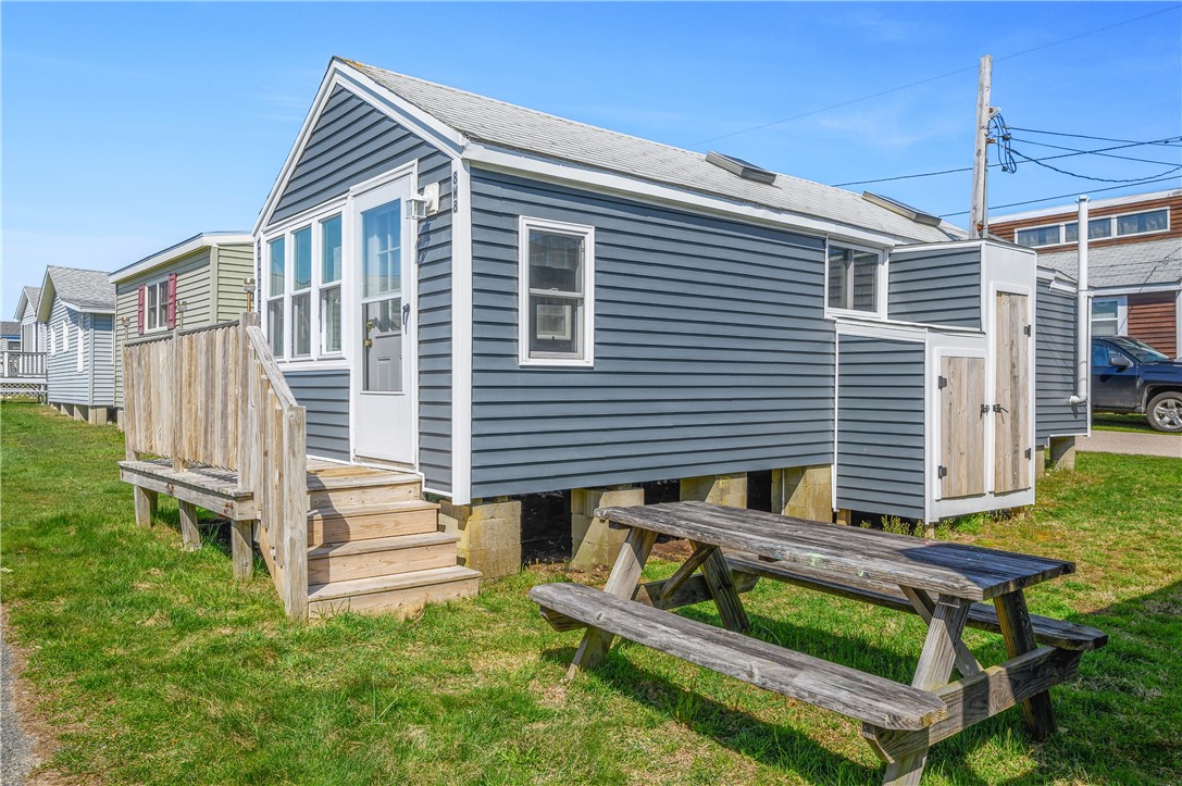 240 Cards Pond Road South Kingstown, RI 02879 - Photo 2 of 31