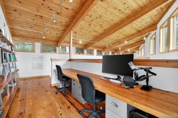 $1,499,900 | 106 Mountain Laurel Lane, Woodstock, NY 12498
