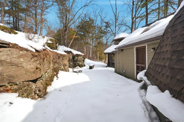 $1,499,900 | 106 Mountain Laurel Lane, Woodstock, NY 12498