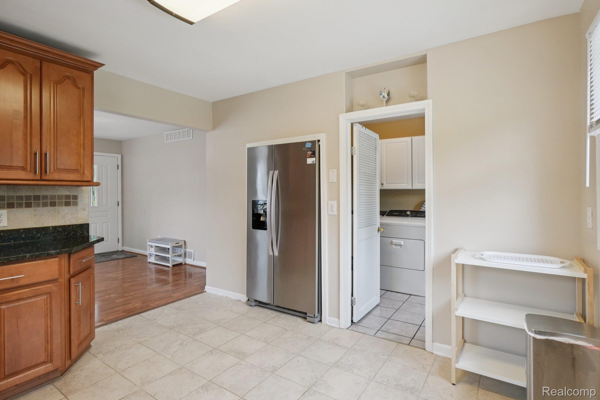 1096 Truwood Avenue Rochester, MI 48307 - Photo 18 of 23