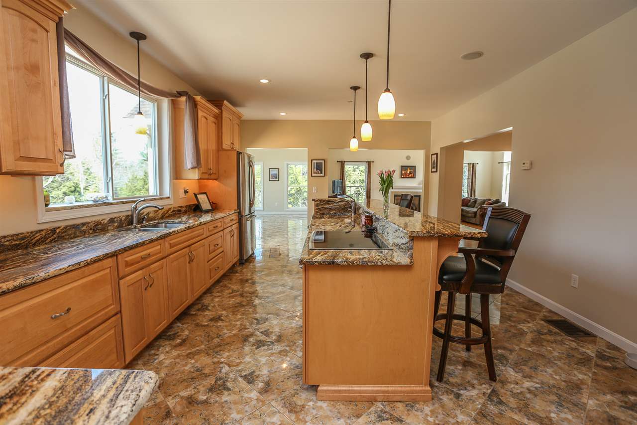 776 Bedford Road New Boston, NH 03070 - Photo 11 of 38