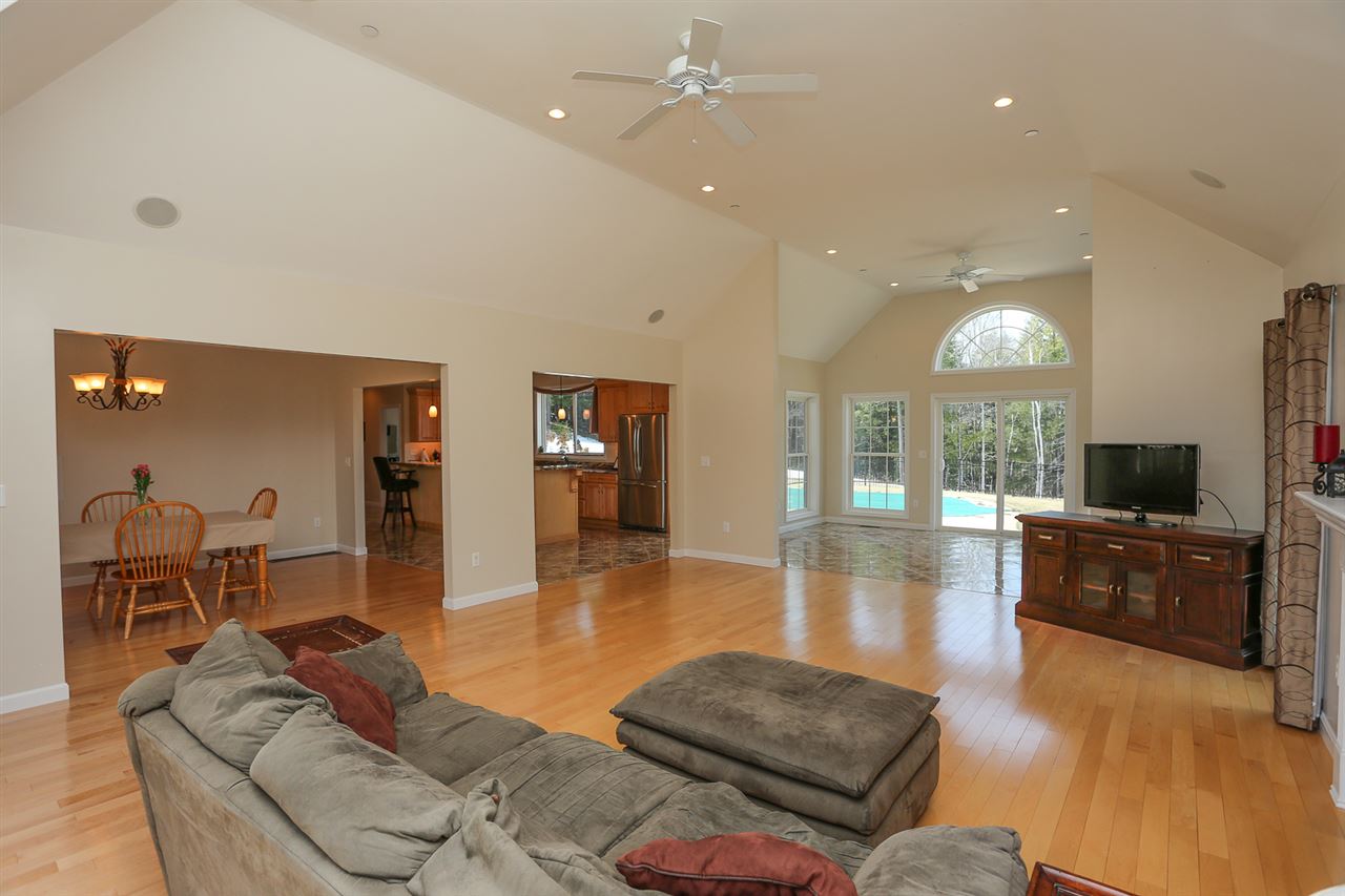 776 Bedford Road New Boston, NH 03070 - Photo 15 of 38