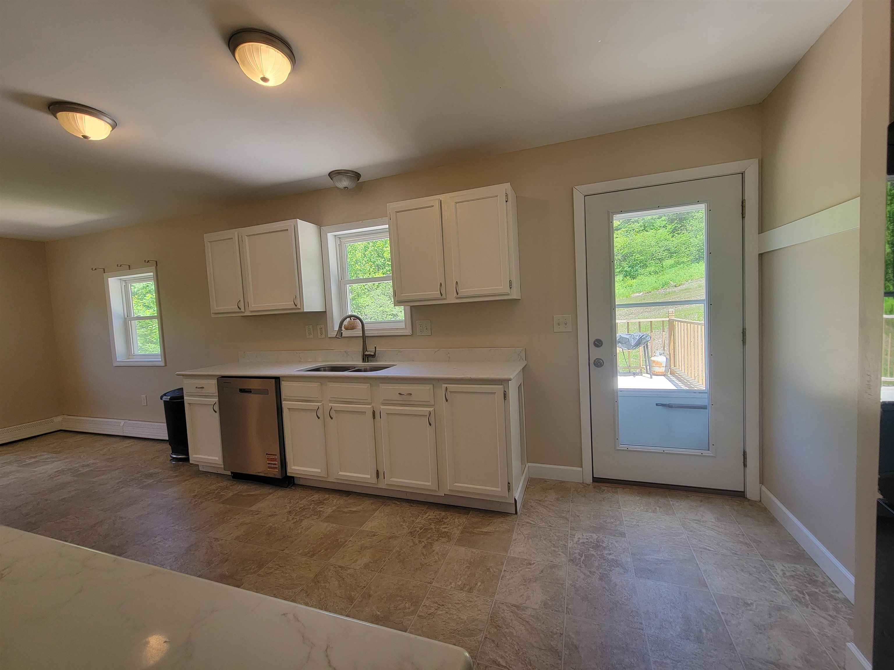 2817 Huntington Road Richmond, VT 05477 - Photo 19 of 37