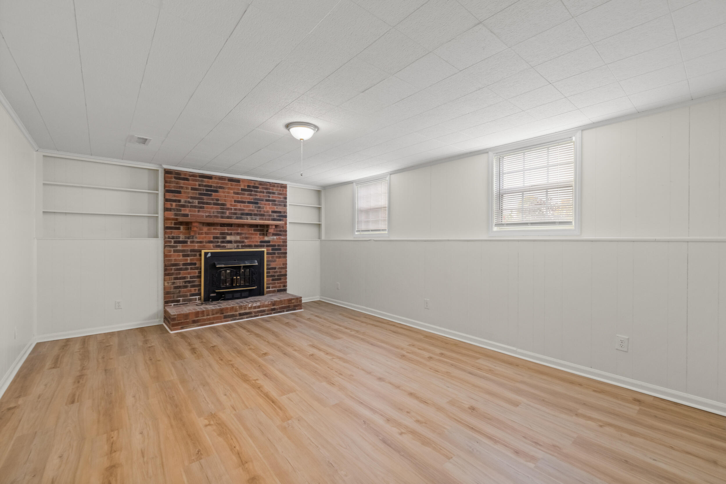 6938 Lexington Road Lancaster, KY 40444 - Photo 23 of 33 IMG_3447
