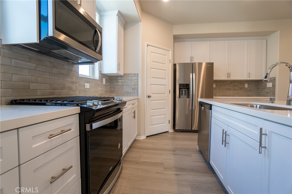 28028 Melrose Drive Temecula, CA 92591 - Photo 3 of 11