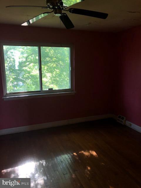 4015 Pimlico Road Baltimore, MD 21215 - Photo 14 of 19 Gallery Image 14