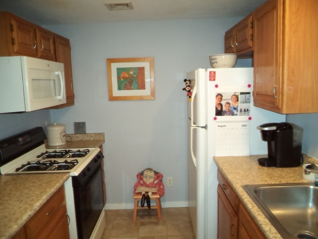 132 West Meadow Road, Unit 2 Haverhill, MA 01832 - Photo 6 of 14 Gallery Image 6