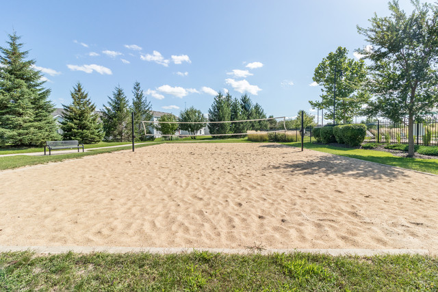 4579 Half Moon Drive, Unit D Yorkville, IL 60560 - Photo 34 of 44 a view of a backyard