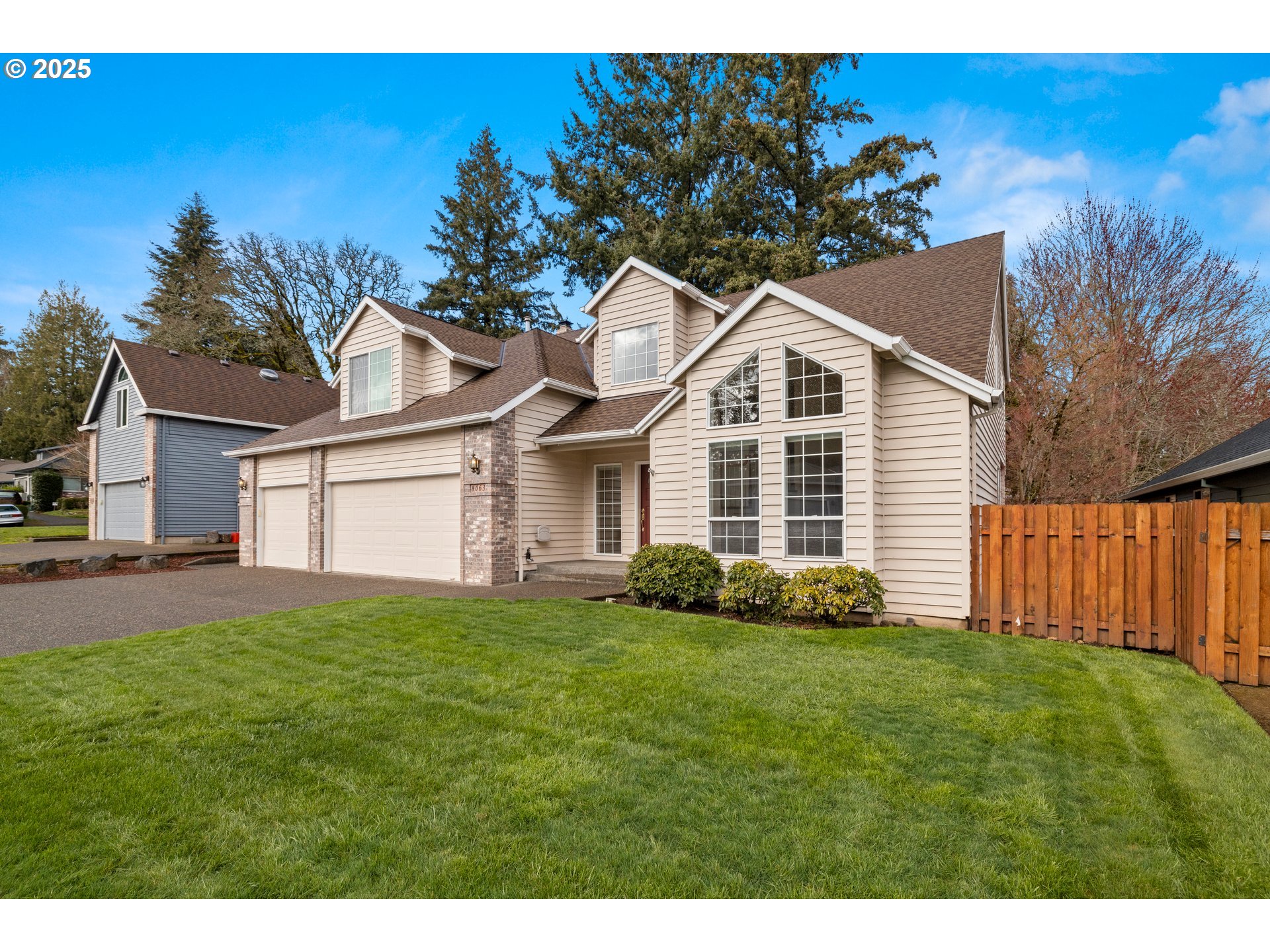 8063 Southwest Viola Street Tigard, OR 97224 - Photo 2 of 42 Gallery Image 2