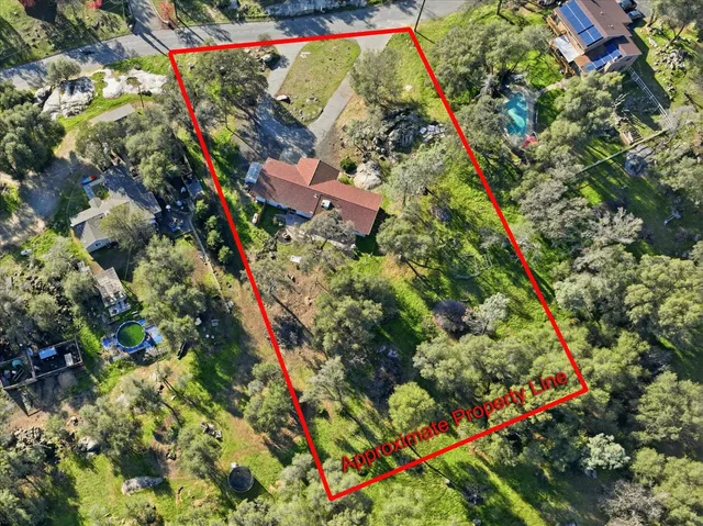 view of a multi story building