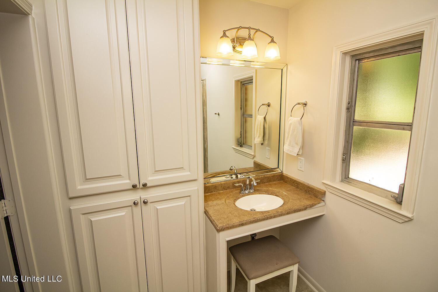 4524 Eastwood Road Jackson, MS 39211 - Photo 38 of 66 _MG_2925