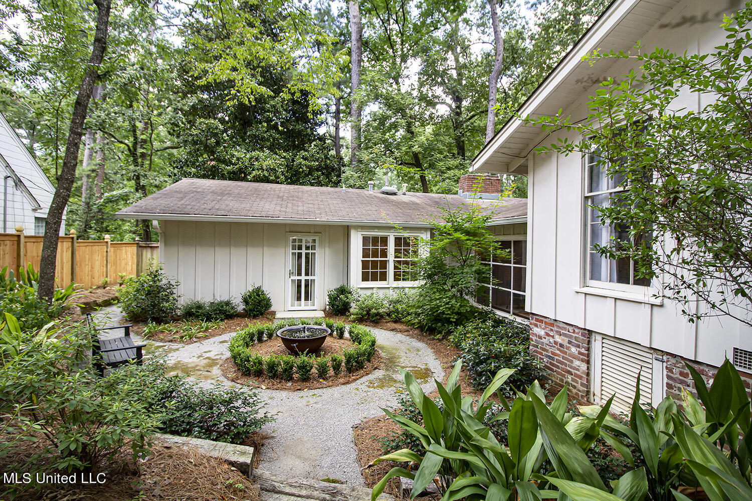 4524 Eastwood Road Jackson, MS 39211 - Photo 58 of 66 _MG_2992