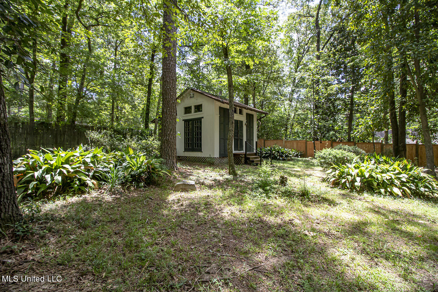 4524 Eastwood Road Jackson, MS 39211 - Photo 63 of 66 IMG_2976