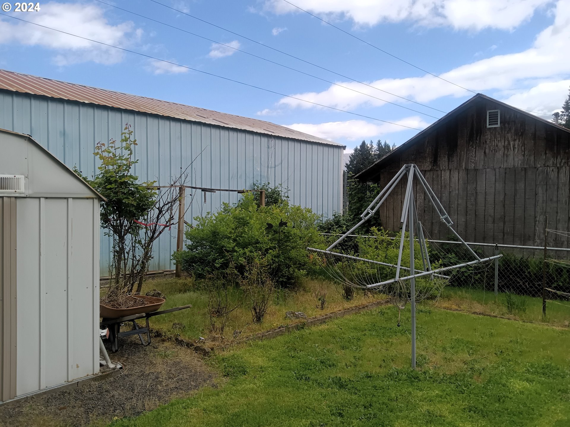 102 Vine Maple Loop Carson, WA 98610 - Photo 7 of 16 Gallery Image 7