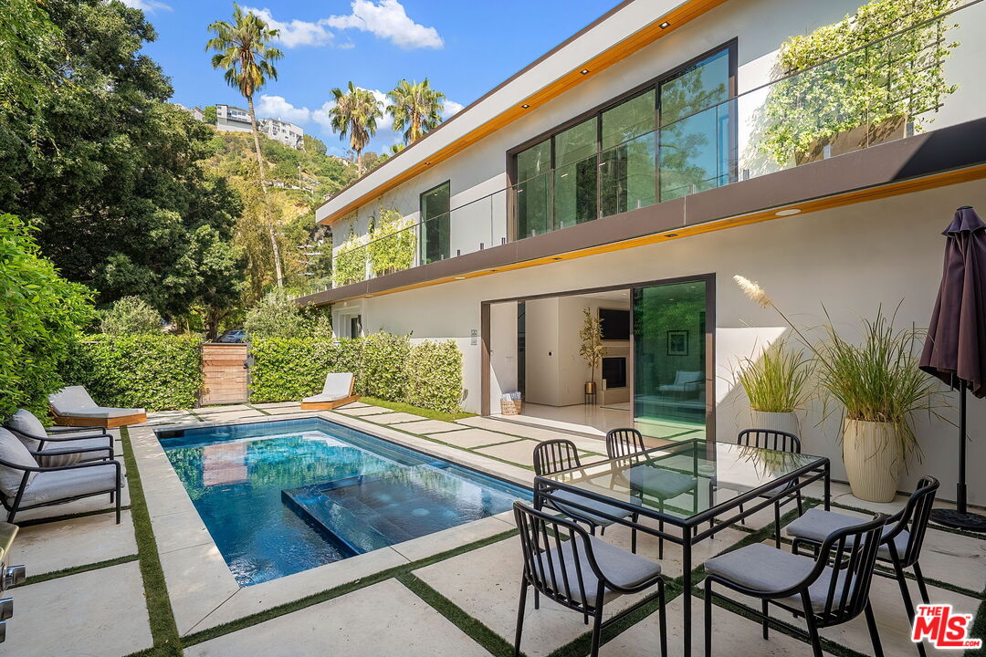 1884 Laurel Canyon Road Los Angeles, CA 90046 - Photo 26 of 73