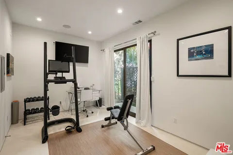 $4,000,000 | 1884 Laurel Canyon Road, Los Angeles, CA 90046